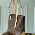 Louis Vuitton Piano M12095 Brown